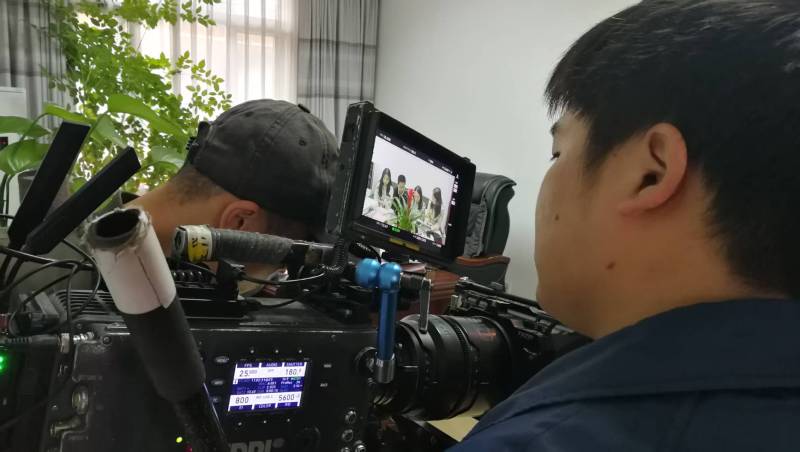 用镜头讲好产品故事！炉霍县产品视频拍摄公司让冰冷商品拥有温度与灵魂